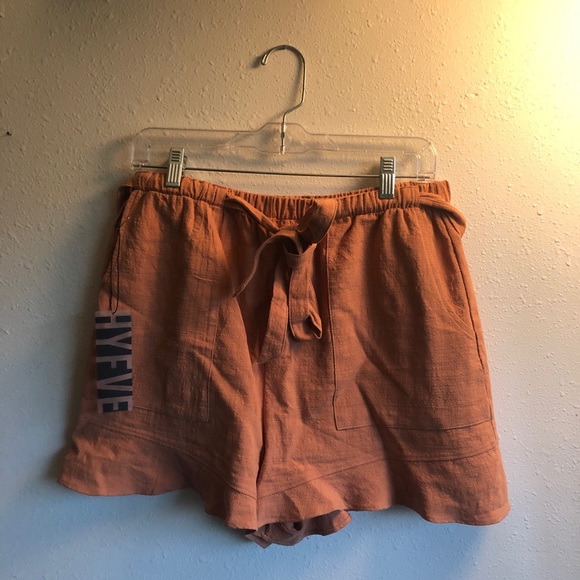 NWT tie waist shorts - Picture 3 of 6